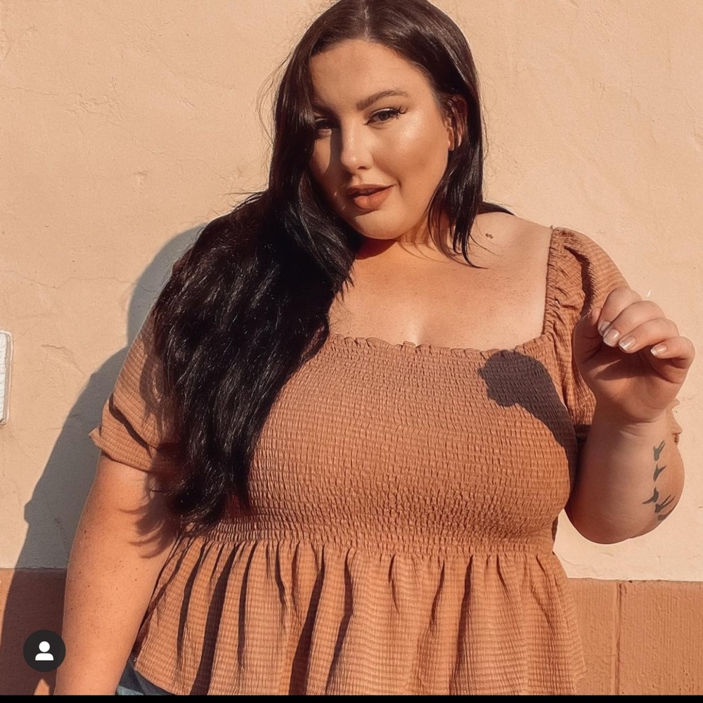 Cropped top